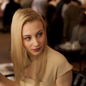 Fotoğraf Sarah Gadon