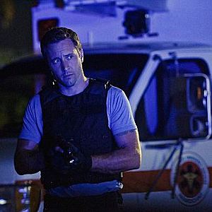 Fotoğraf Alex O'Loughlin