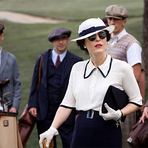 Fotoğraf Any Human Heart