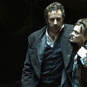 Fotoğraf Romola Garai