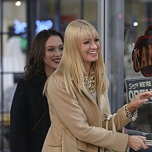 Fotoğraf 2 Broke Girls