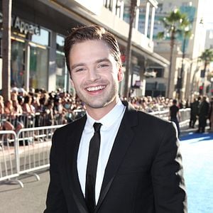 Fotoğraf İlk Yenilmez: Kaptan Amerika