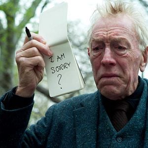 Fotoğraf Çok Gürültülü ve Çok Yakın