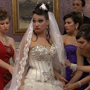 Fotoğraf Yalan Dünya