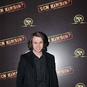 Fotoğraf Sen Kimsin?