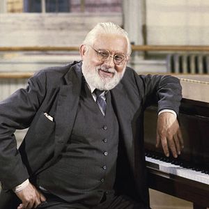 Fotoğraf Albert Hague