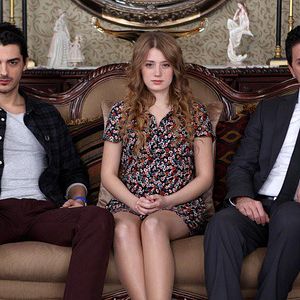 Fotoğraf Eve Düşen Yıldırım