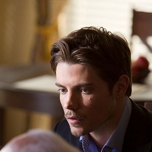 Fotoğraf Josh Henderson