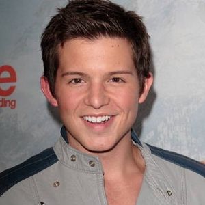 Fotoğraf Simon Curtis