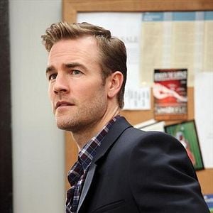 Fotoğraf Don't Trust The B---- in Apartment 23