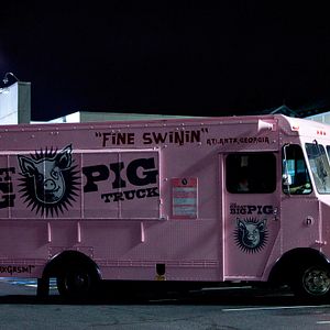 Fotoğraf Dikkat Bebek Var