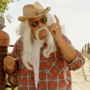 Fotoğraf Les Histoires du vieil Oncle Farmer