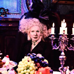 Fotoğraf Sunnyi Melles