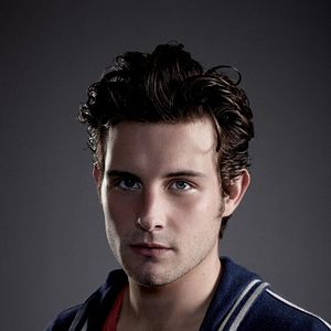 Fotoğraf Nico Tortorella