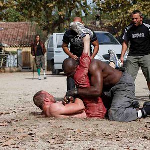 Fotoğraf Pas ve Kemik