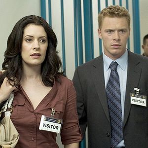 Fotoğraf Paget Brewster