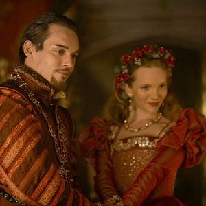 Fotoğraf Tamzin Merchant