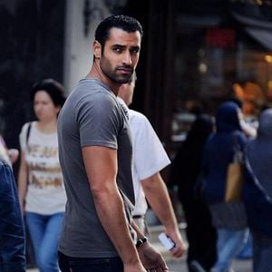 Fotoğraf Ağır Roman