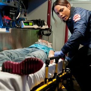 Fotoğraf Monica Raymund