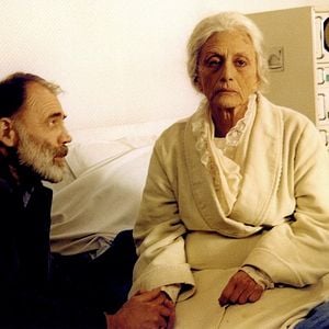 Fotoğraf Sonsuzluk ve Bir Gün