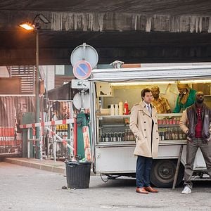 Fotoğraf Zoraki İkili