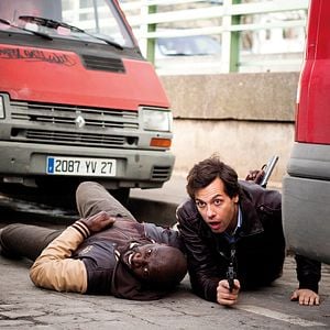 Fotoğraf Zoraki İkili