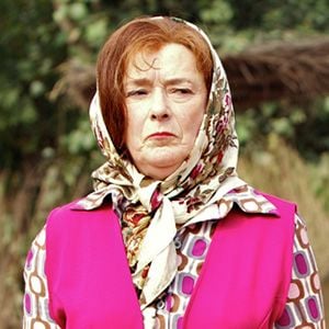 Fotoğraf Linda Bassett