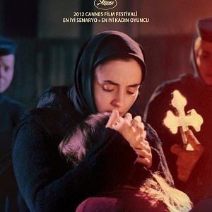 Fotoğraf Tepelerin Ardında