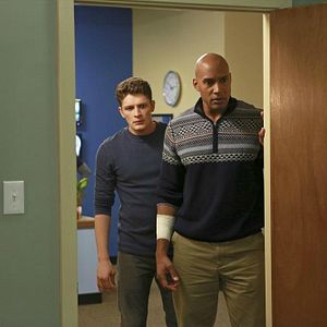 Fotoğraf Henry Simmons