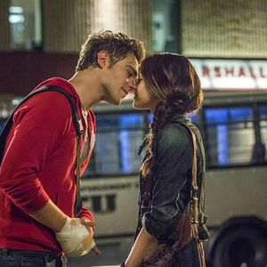 Fotoğraf Star-Crossed