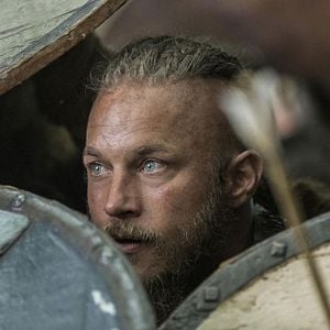 Fotoğraf Travis Fimmel