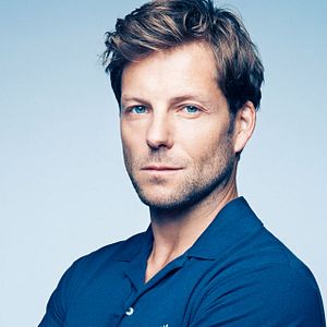 Fotoğraf Jamie Bamber
