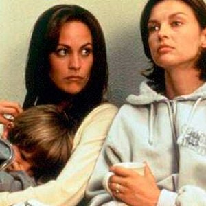 Fotoğraf Çifte Tehlike