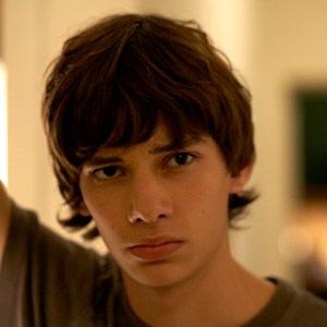 Fotoğraf Devon Bostick