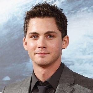 Fotoğraf Logan Lerman