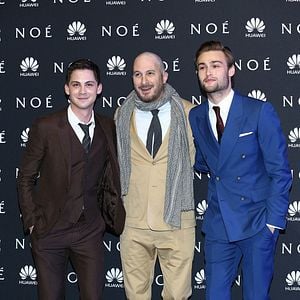 Fotoğraf Douglas Booth