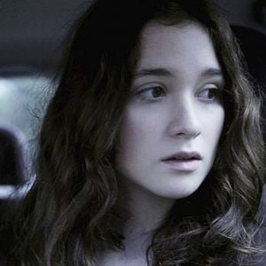 Fotoğraf Alice Englert