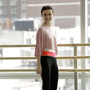 Fotoğraf Flesh and Bone