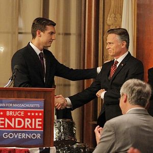 Fotoğraf Scott Michael Foster