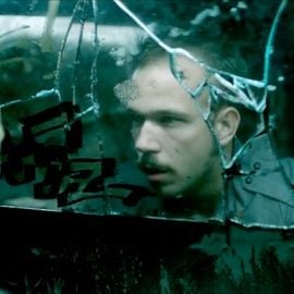 Fotoğraf Mezarına Tüküreceğim 2