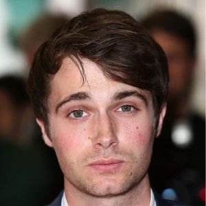 Fotoğraf Max Deacon