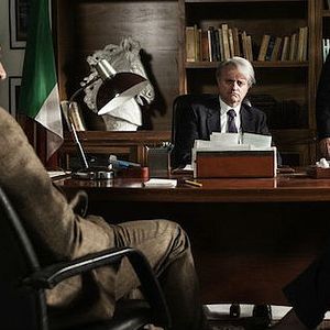 Fotoğraf Devlet Mafya El Ele