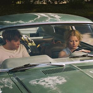 Fotoğraf Emilie de Ravin