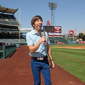 Fotoğraf Simon Helberg