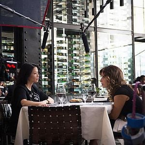 Fotoğraf Gina Gershon