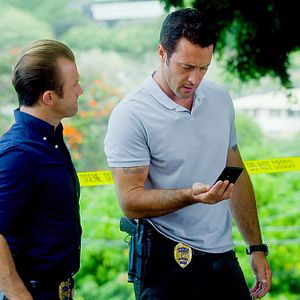 Fotoğraf Alex O'Loughlin