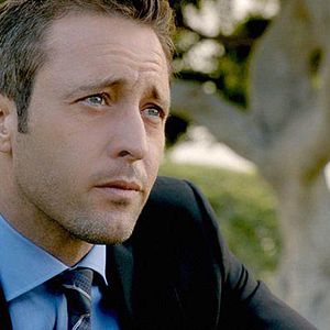 Fotoğraf Alex O'Loughlin