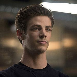 Fotoğraf Grant Gustin