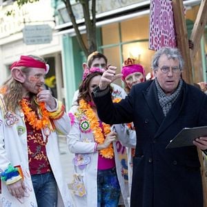 Fotoğraf Absolutely Anything