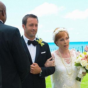 Fotoğraf Alex O'Loughlin